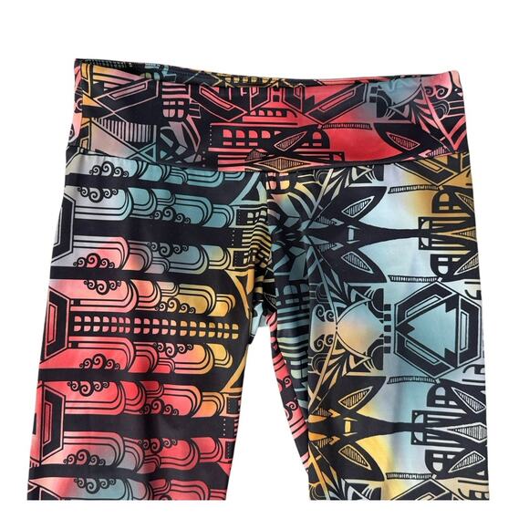 ONZIE Rainbow Geometric Abstract Low Rise Leggings Hot Yoga Pants Size S/M - Picture 4 of 8